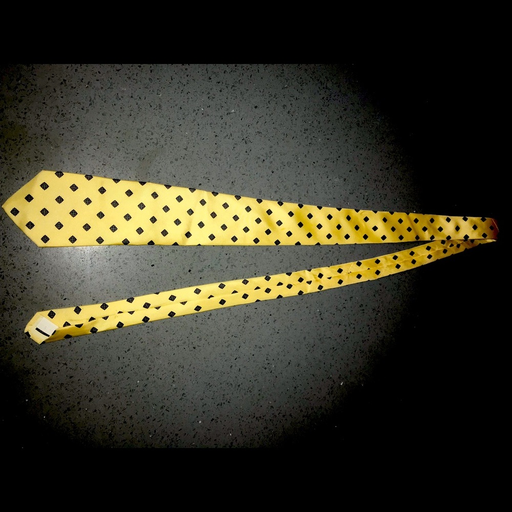 The shoe tree “custom tie”